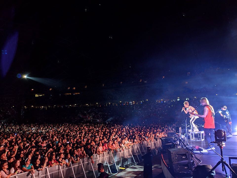ワンオク セトリ エド・シーラン(Ed Sheeran)WORLD TOUR 2019 シンガポール公演【ONE OK ROCK】ファンブログ