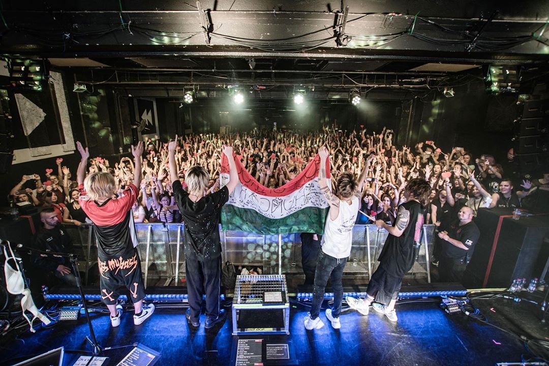 ワンオク セトリ ハンガリー ブタペスト公演「EYE OF THE STORM EUROPEAN TOUR 2019」【ONE OK ROCK】ファンブログ